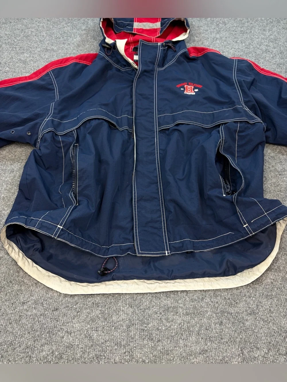 VTG 90s Tommy Hilfiger Athletics Hooded Windbreaker Jacket XL Navy Red Gorpcore
